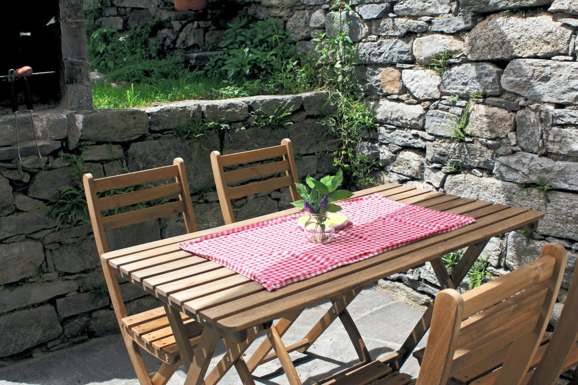 Casa Gialla Russo Luaran gambar
