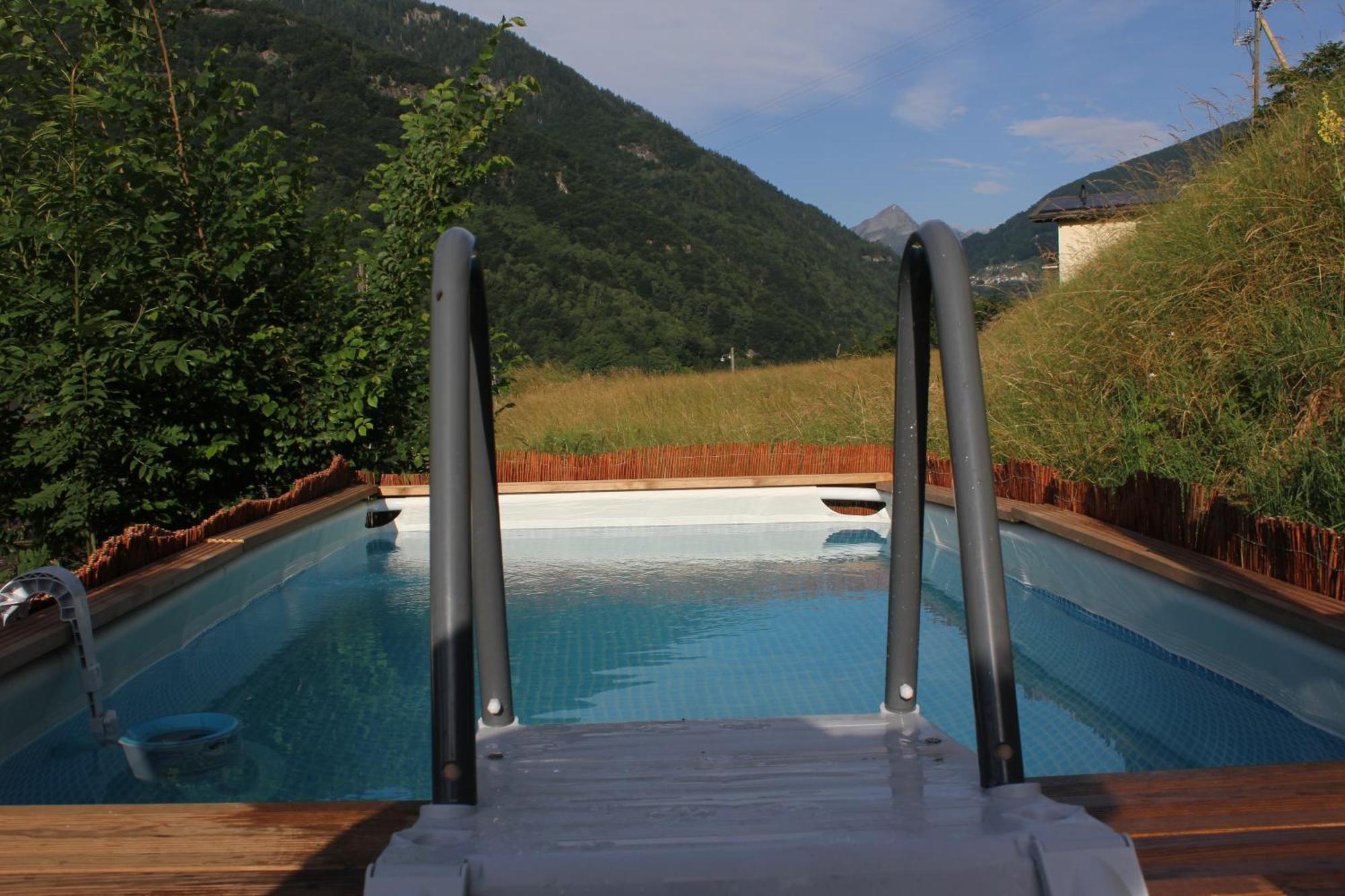 Casa Gialla Russo Luaran gambar