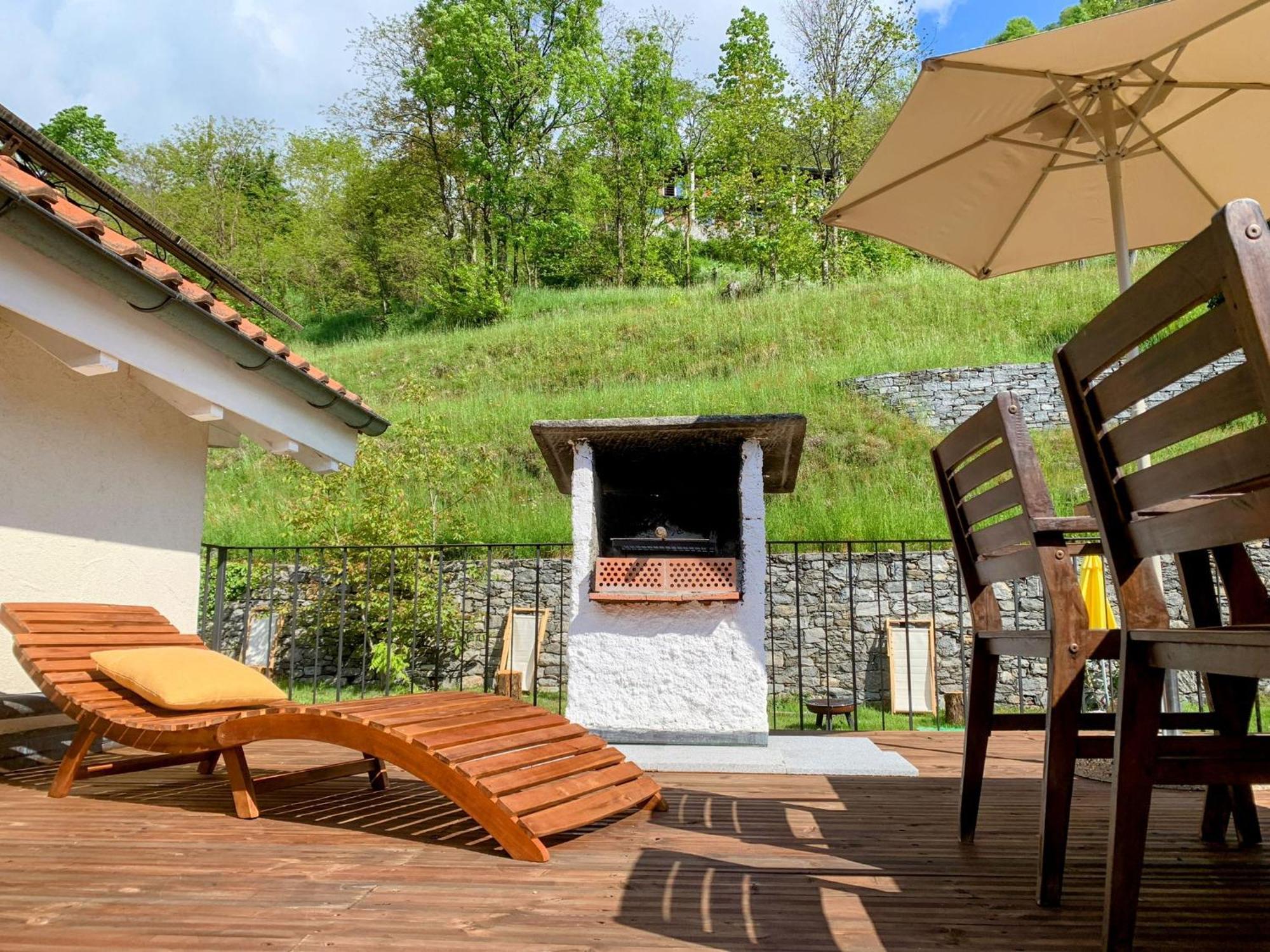Casa Gialla Russo Luaran gambar